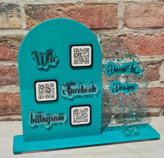 QRC sign can be customized with up to 3 QR codes. Also has space for business cards.